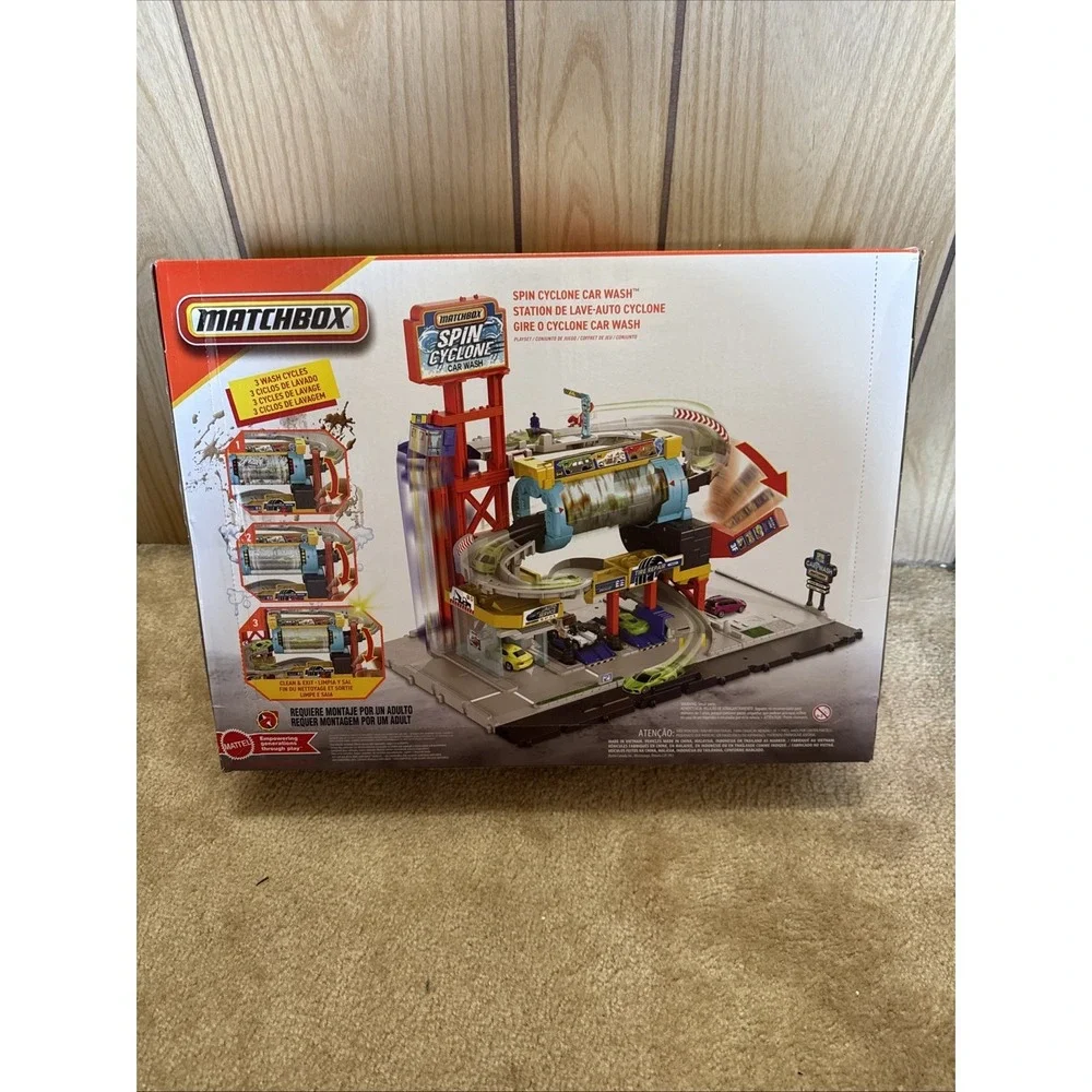 Matchbox Action Drivers Spin Cyclone Car Wash Playset 1:64 w/ 2020 Chevy C8